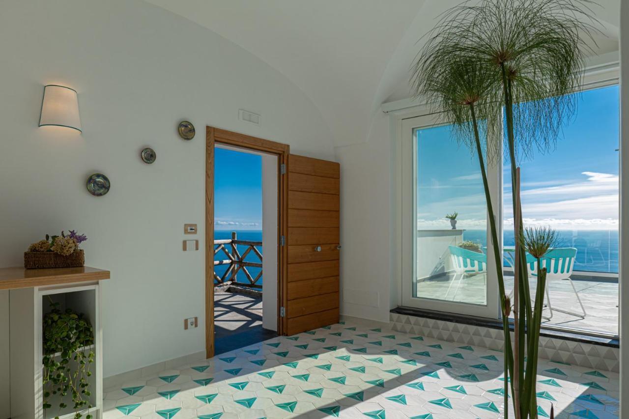 Pensión Petrea Lifestyle 2*